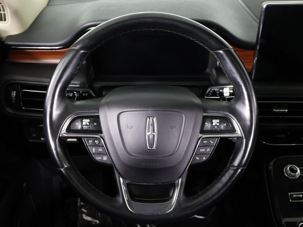 Used 2022 Black Lincoln Reserve image 45