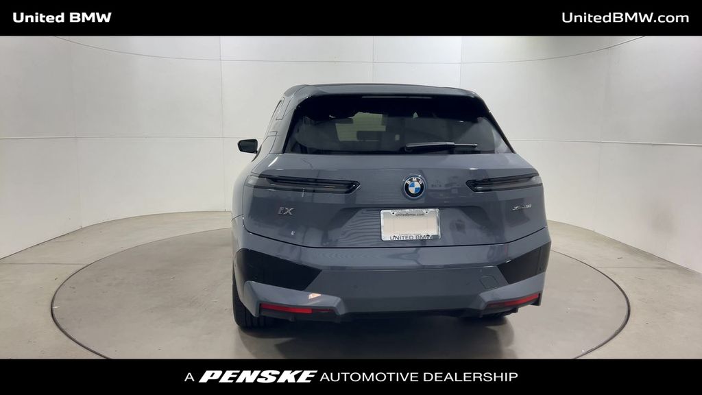 2024 BMW iX xDrive50 7