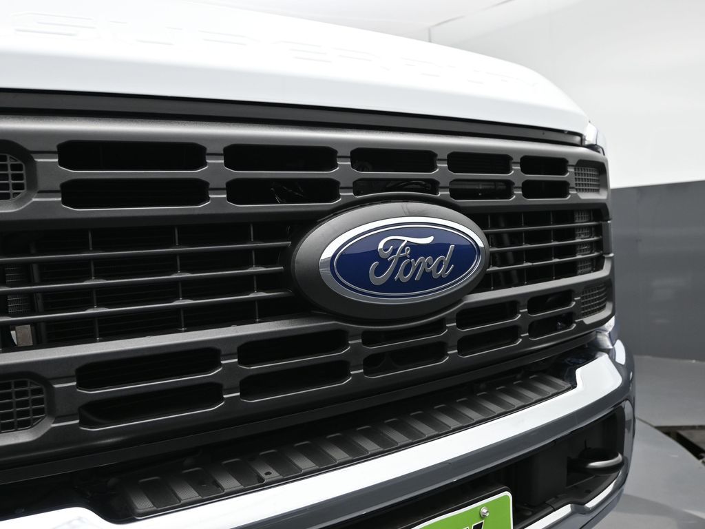 2026 Ford F-250 XL photo 12
