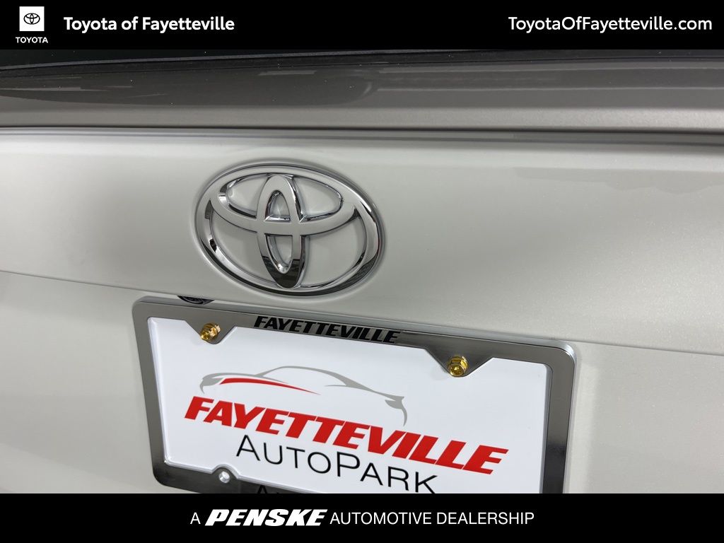 Thumbnail: 2025 Toyota RAV4 - 17