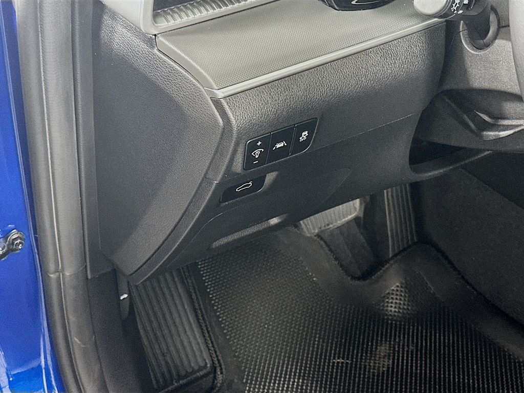 Thumbnail: 2022 Kia K5 - 10