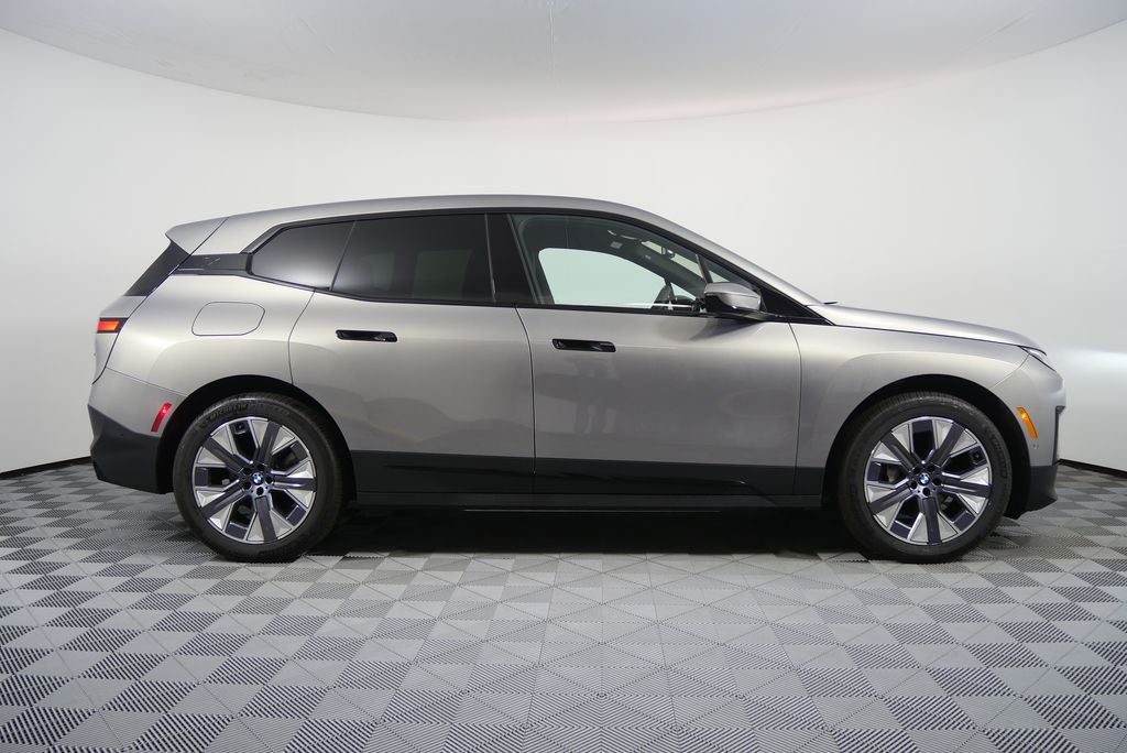 Thumbnail: 2025 BMW iX - 2