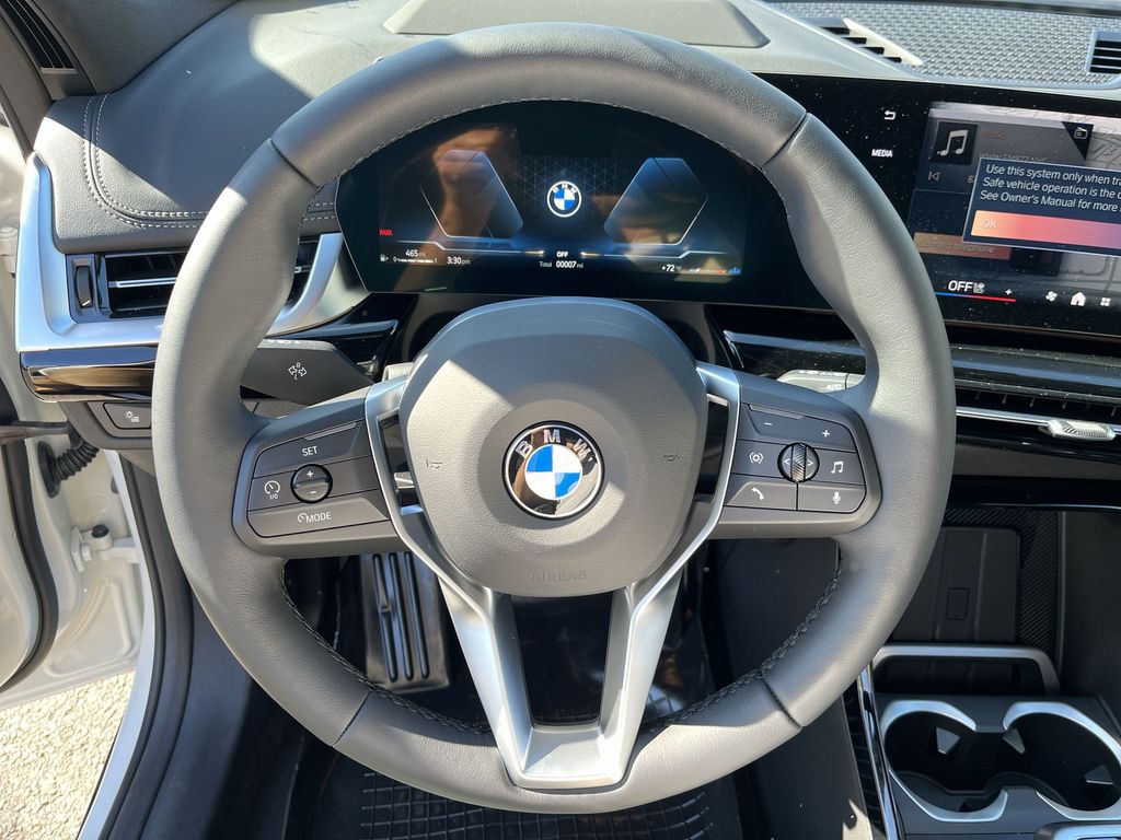 Thumbnail: 2026 BMW X1 - 14