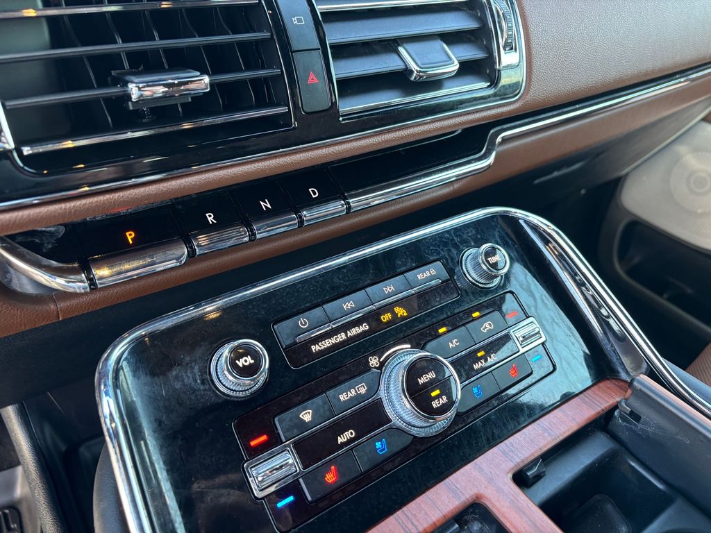 Used Car 2024 Lincoln Navigator  Reserve For Sale Under $80,000 In Austin, Texas