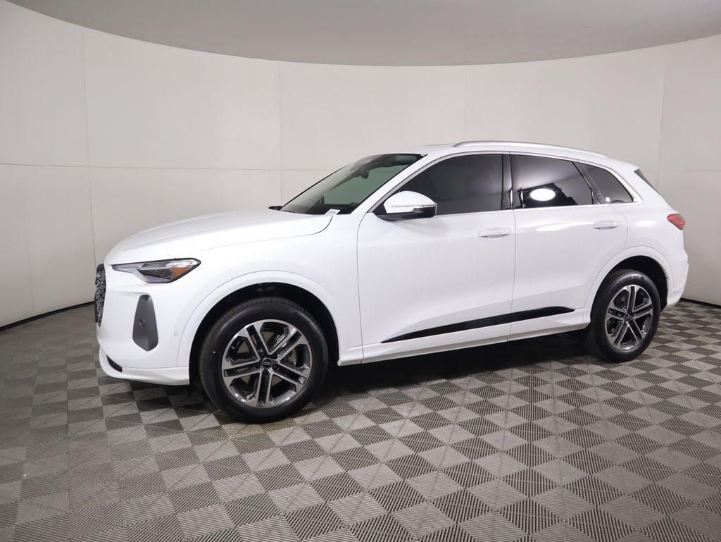 Thumbnail: 2025 Audi Q5 - 8