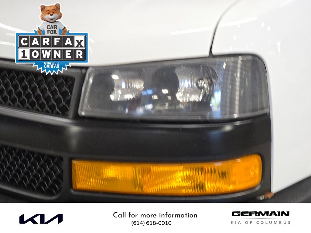 2020 Chevrolet Express 2500 Work Cargo Van photo 10
