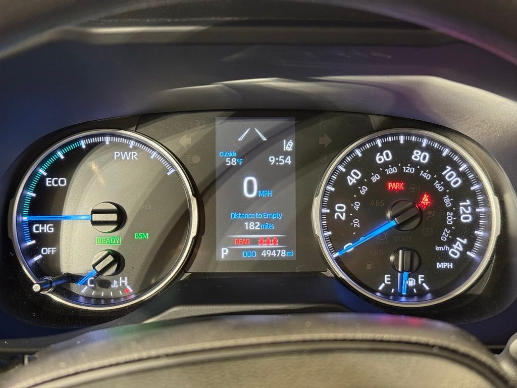 Thumbnail: 2022 Toyota RAV4 - 25