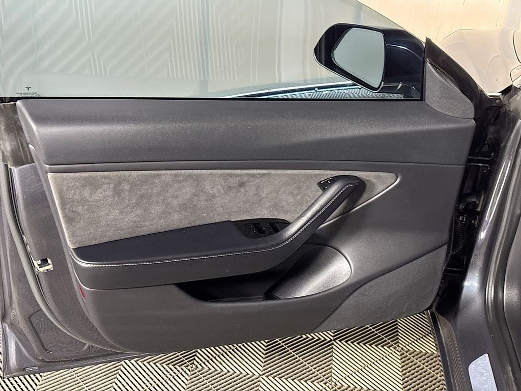 2018 Tesla Model 3 Performance