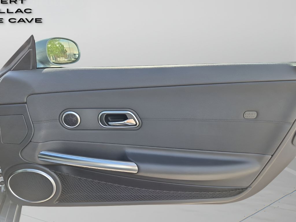 Used 2006 Blue Chrysler Limited image 13