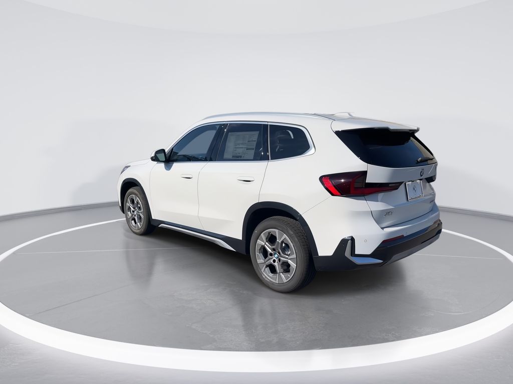 Thumbnail: 2026 BMW X1 - 6