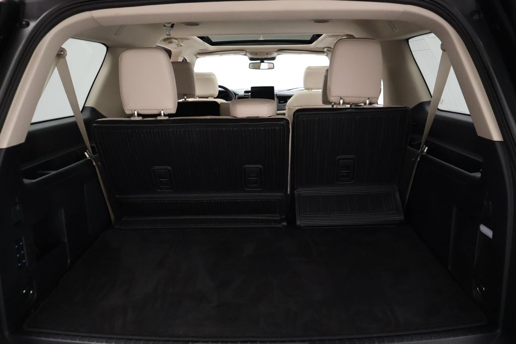 Thumbnail: 2023 Ford Expedition MAX - 22