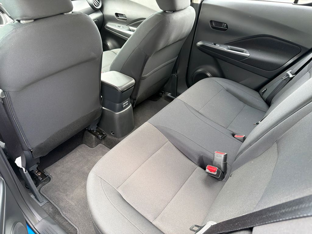 Used 2025 Blue Nissan S image 15