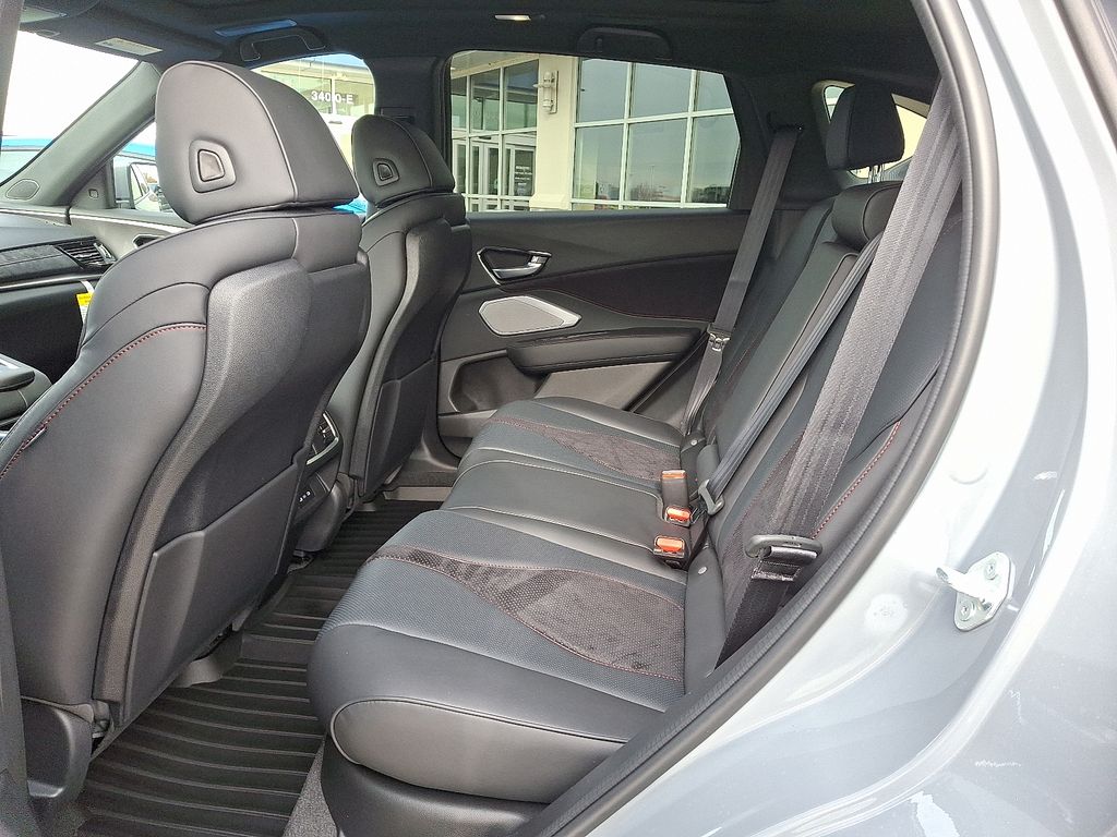 Thumbnail: 2026 Acura RDX - 5