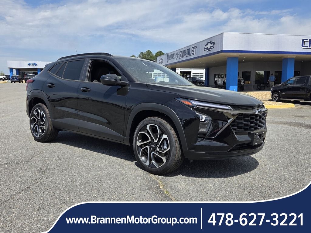 2026 Chevrolet Trax RS with 2RS FWD