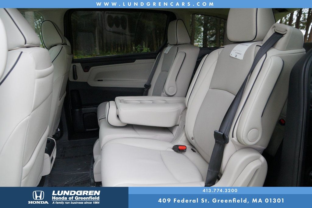 2025 Honda Odyssey Touring 5