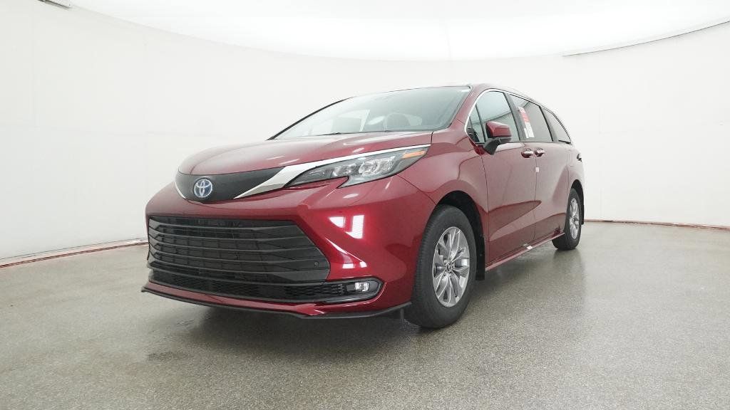 Thumbnail: 2025 Toyota Sienna - 29