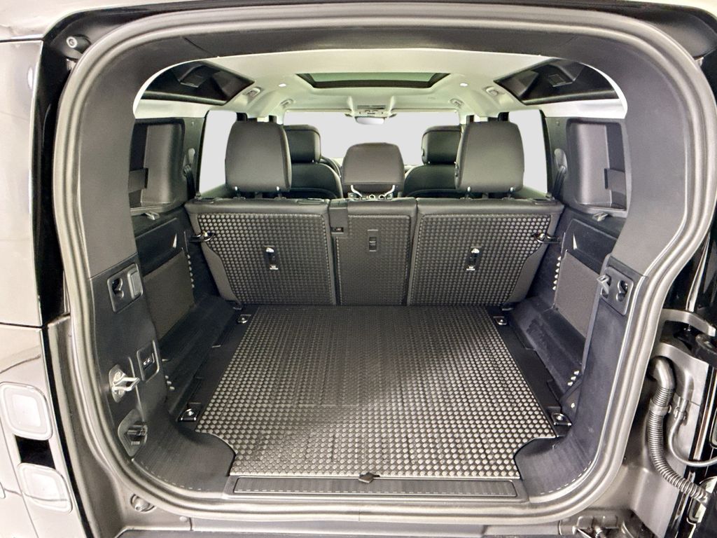 Thumbnail: 2026 Land Rover Defender - 27