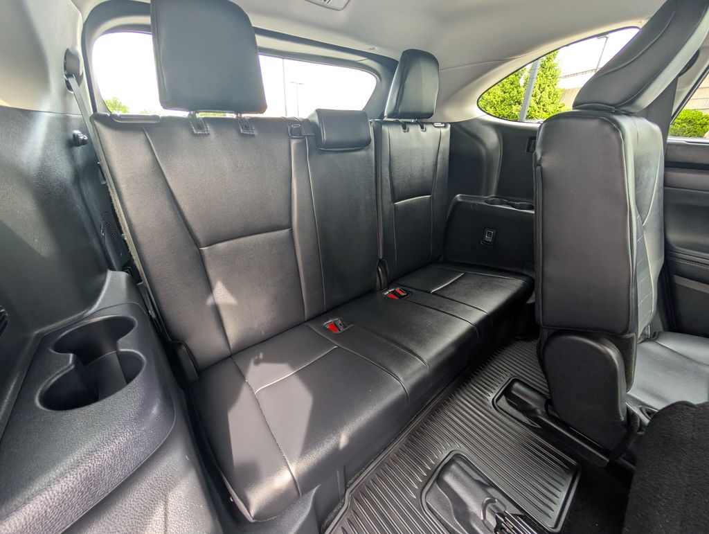 Used 2025 Silver Toyota XLE image 4