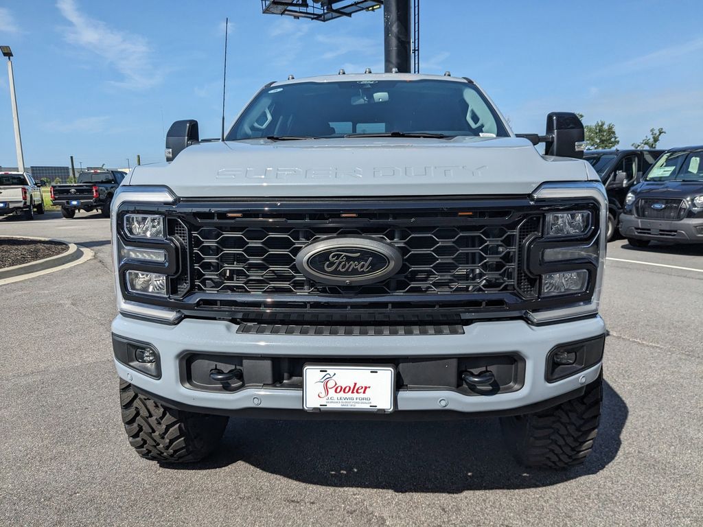 2025 Ford F-250 Super Duty Lariat