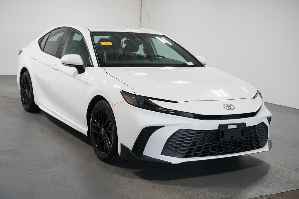 Thumbnail: 2025 Toyota Camry - 3