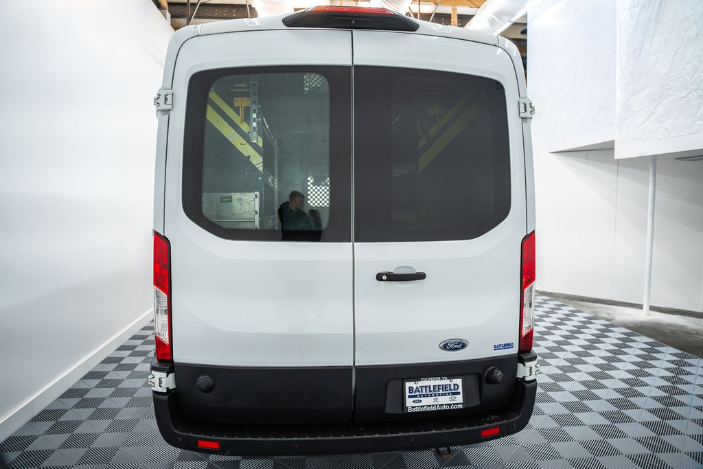 FordTransit-2505