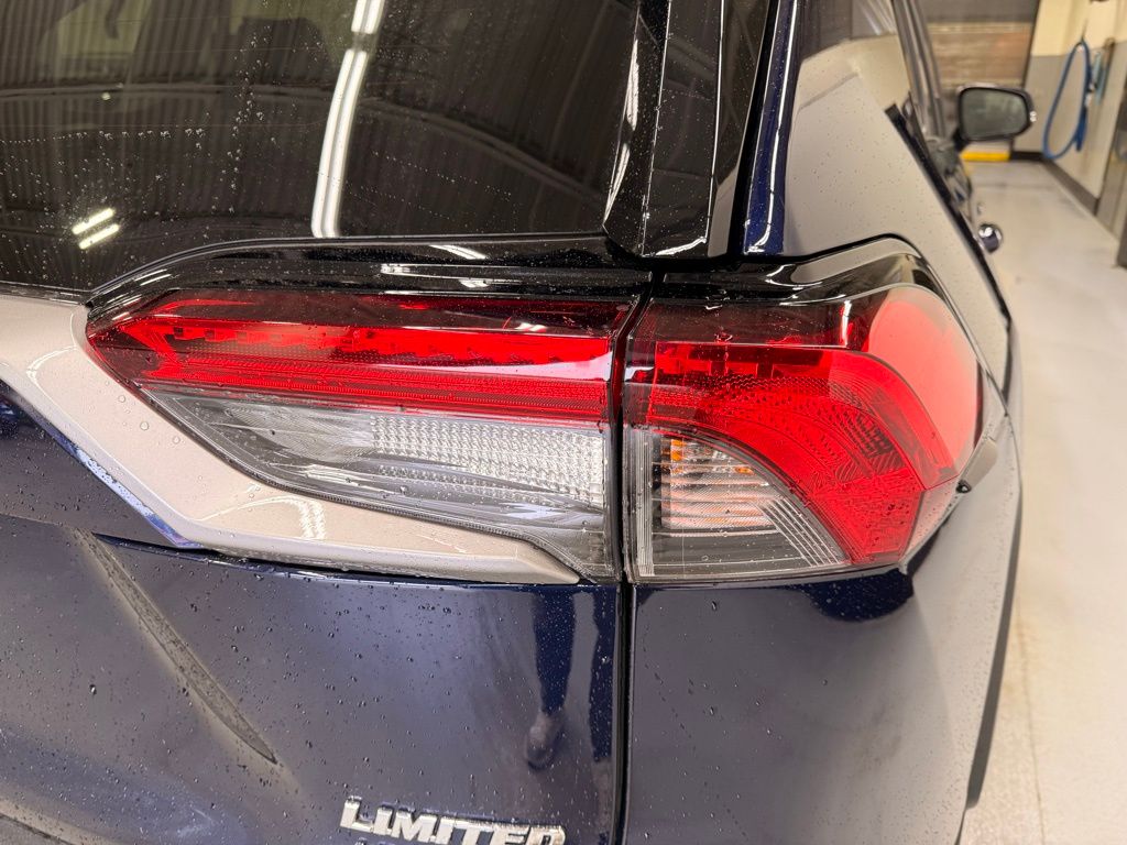 Thumbnail: 2024 Toyota RAV4 - 5