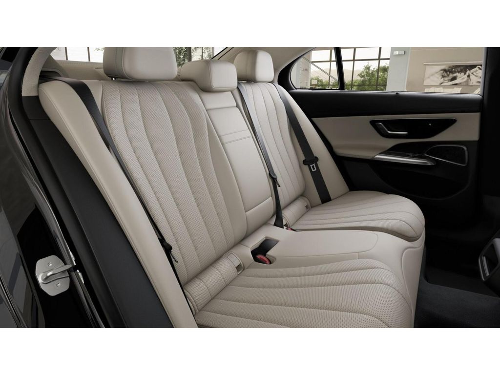 Thumbnail: 2026 Mercedes-Benz E-Class - 5