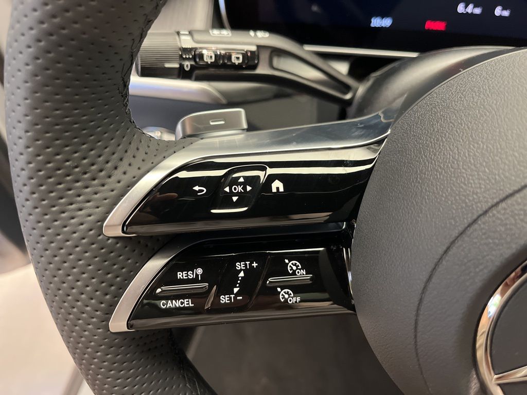 Thumbnail: 2026 Mercedes-Benz GLC - 15