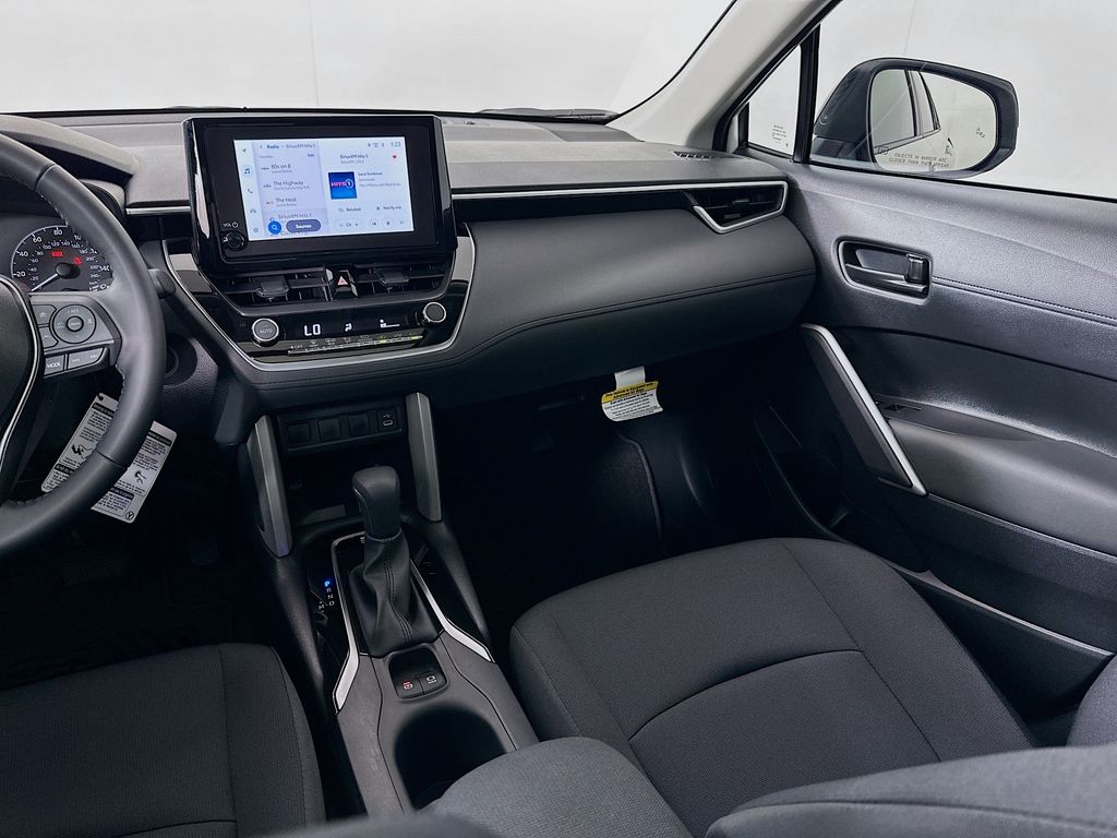 Thumbnail: 2025 Toyota Corolla Cross - 23
