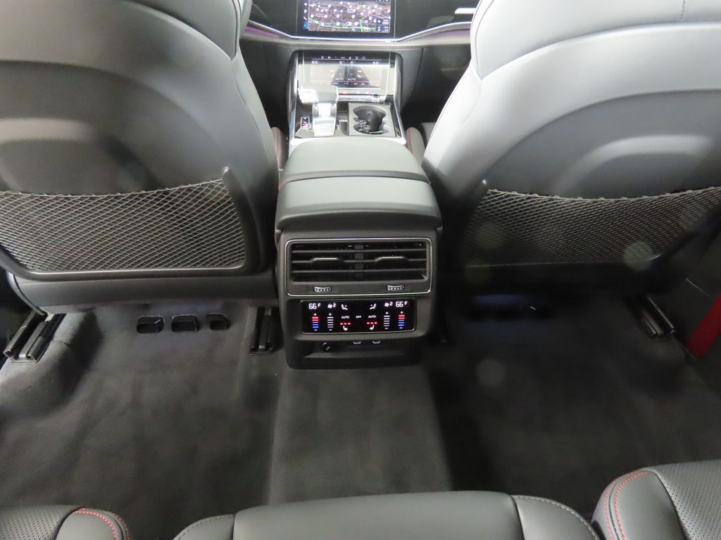 Thumbnail: 2026 Audi Q7 - 25