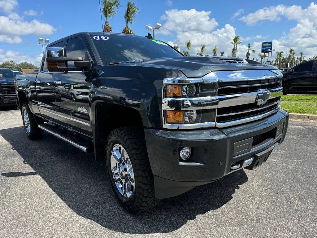 2019 Chevrolet Silverado 2500HD High Country 10