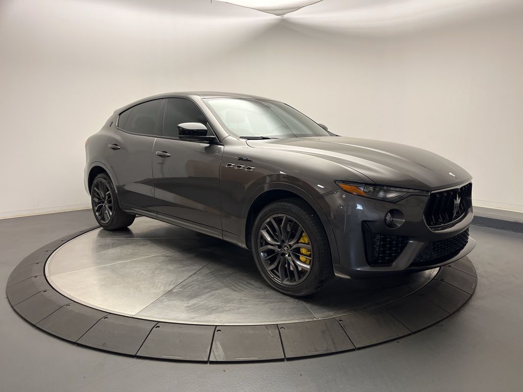 Thumbnail: 2022 Maserati Levante - 7