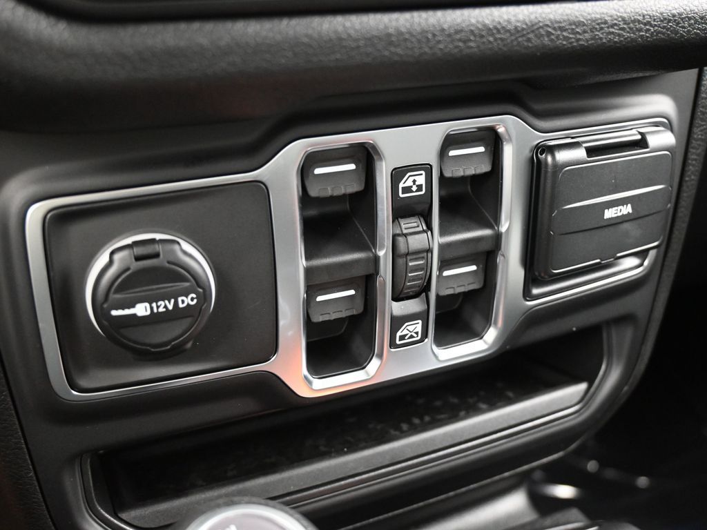 New 2026 hydro blue pearlcoat Jeep Sport image 20