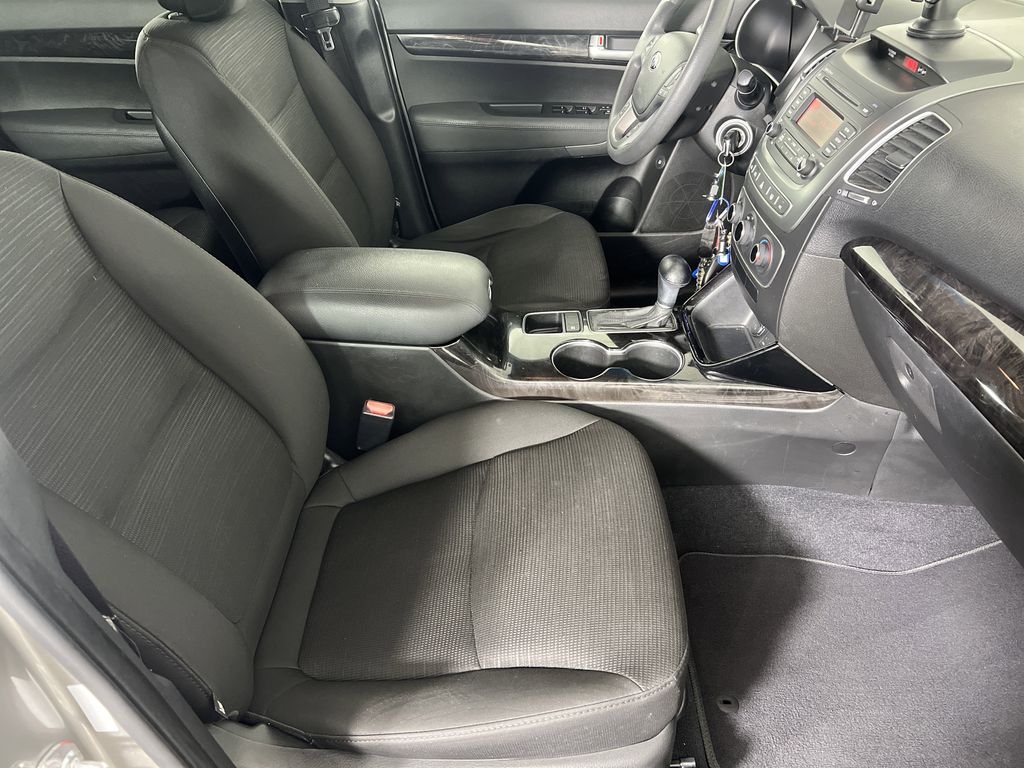 used 2014 Kia Sorento car, priced at $7,995