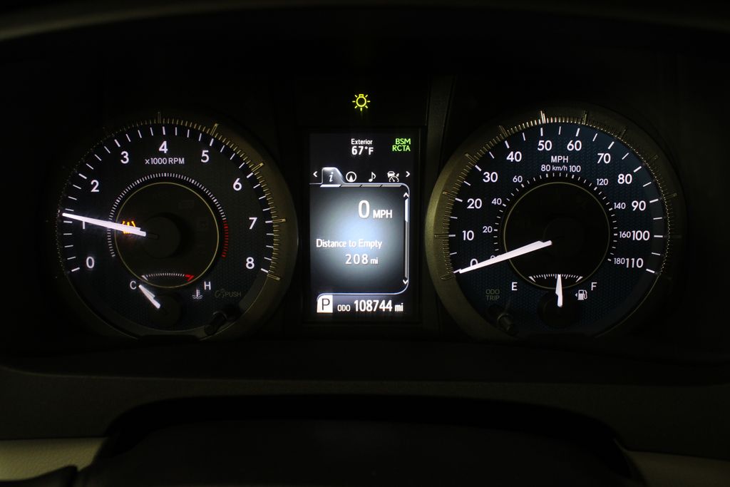 Used 2018 Toyota Sienna for sale in 