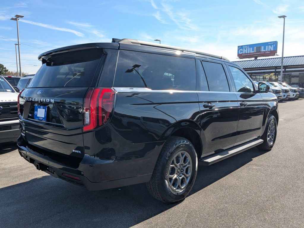 2025 Ford Expedition Active MAX