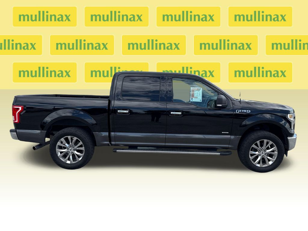 Used 2017  Ford XLT image 2