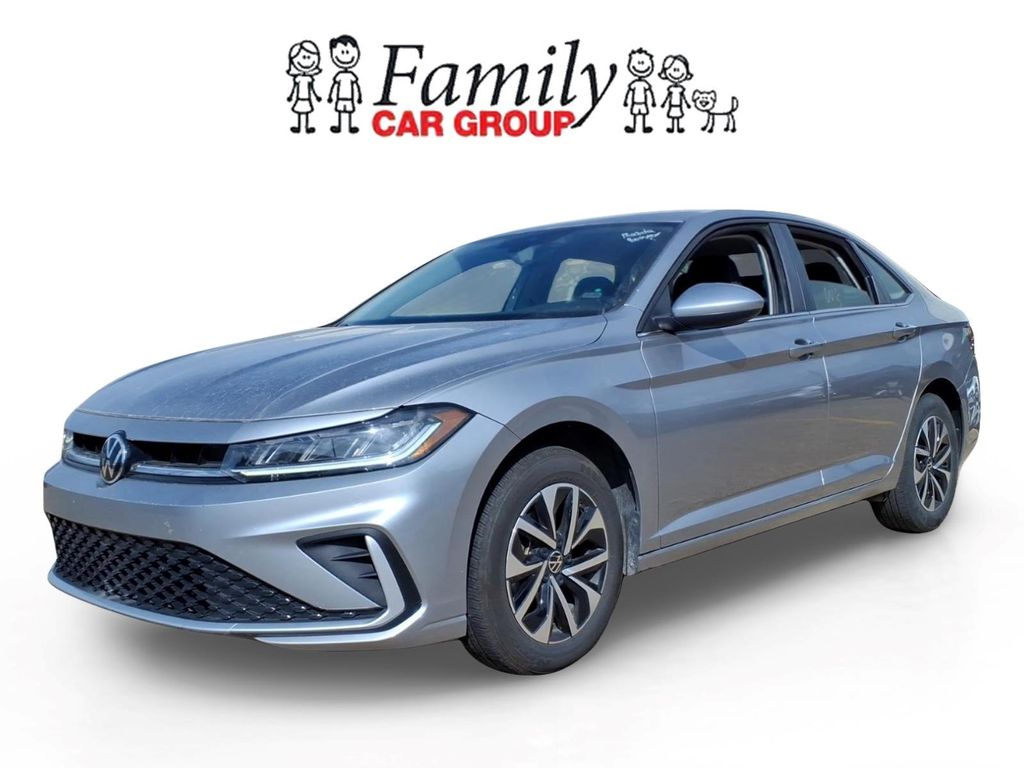 Pyrite Silver Metallic 2025 Volkswagen Jetta Sedan Front-Wheel Drive 8-Speed Automatic