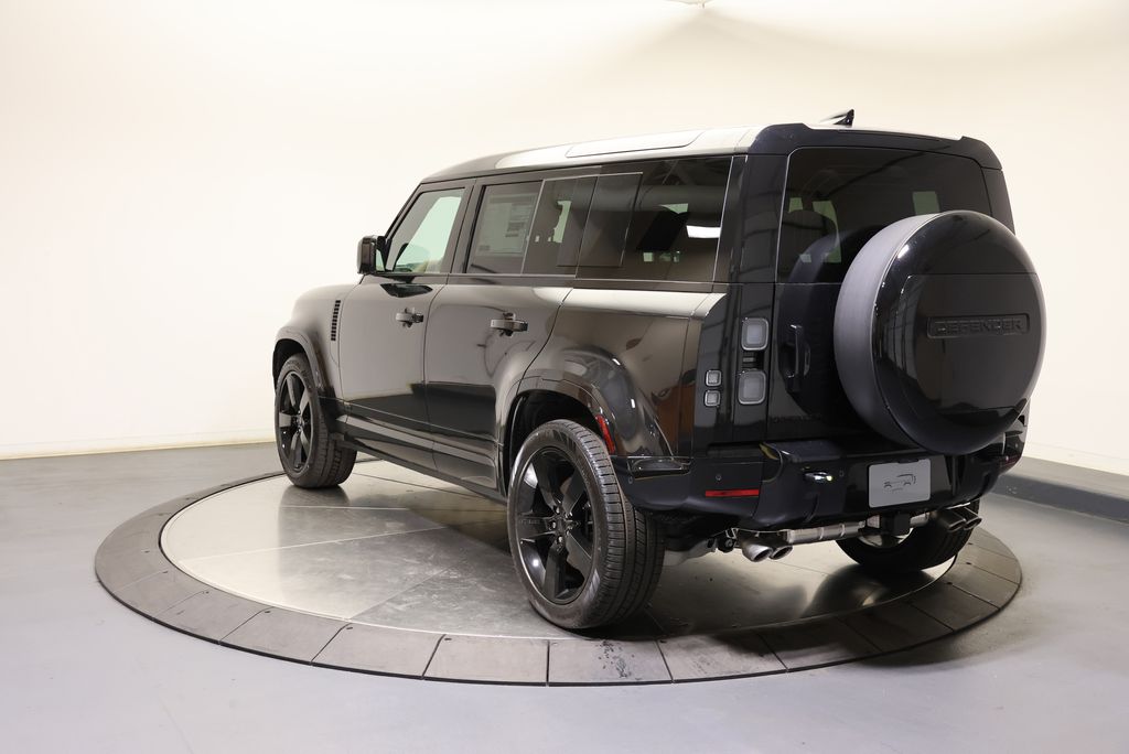 Thumbnail: 2026 Land Rover Defender - 3