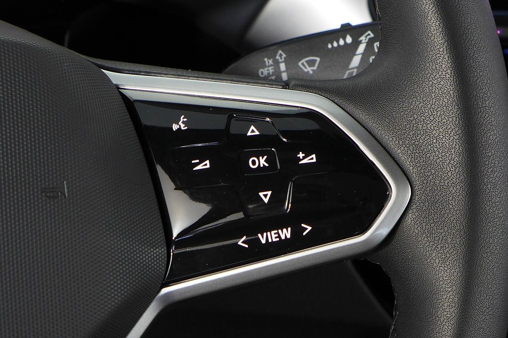Thumbnail: 2023 Volkswagen ID.4 - 29