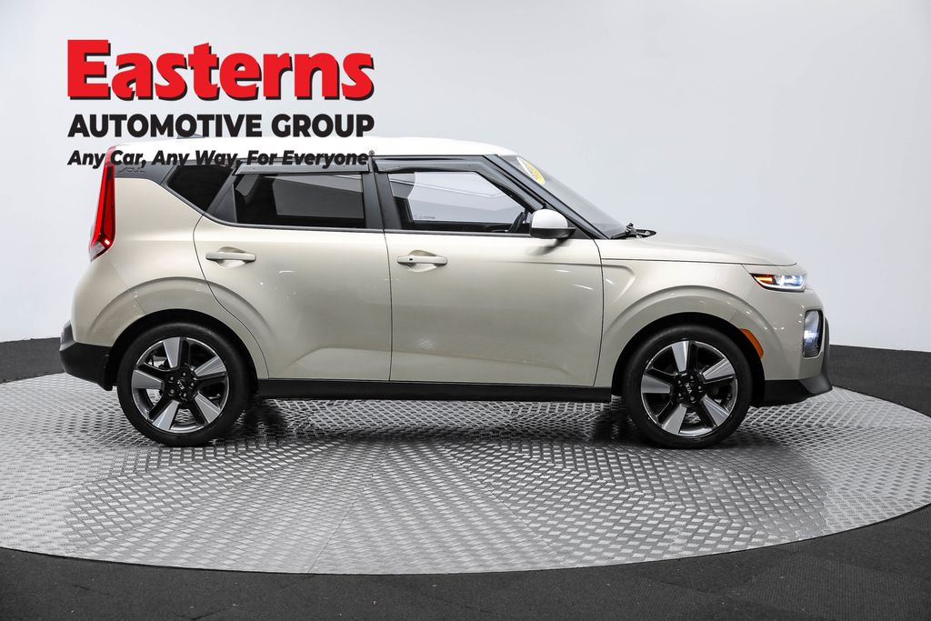 Used 2020 Gold Kia EX image 4