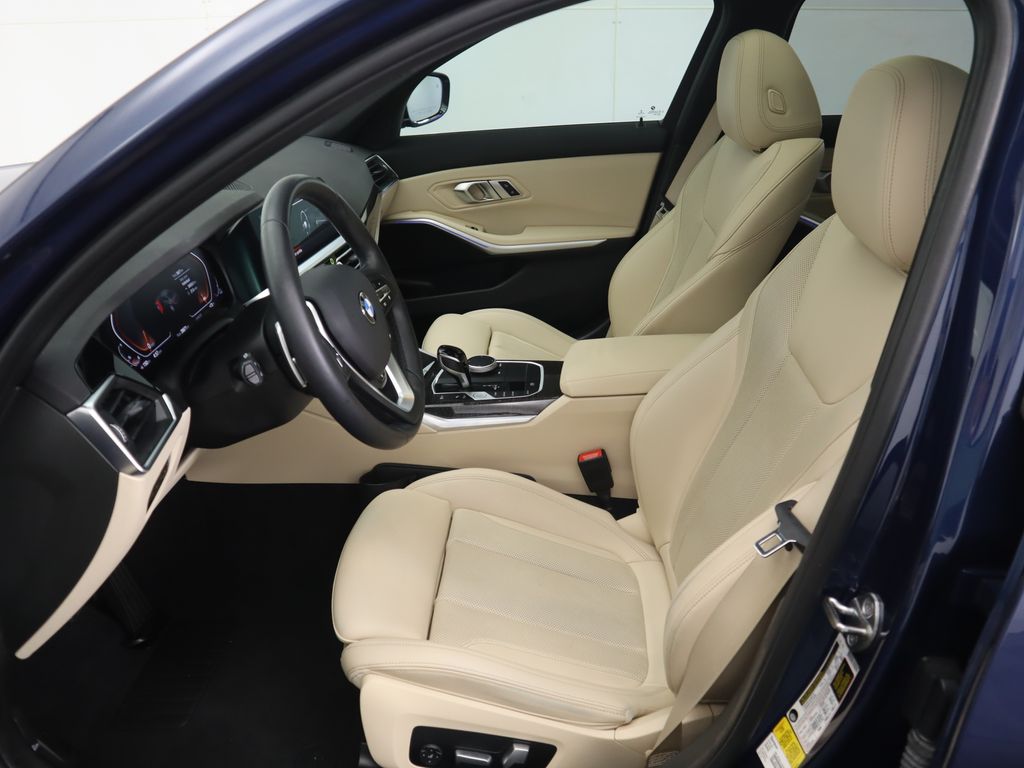 Thumbnail: 2022 BMW 3 Series - 20