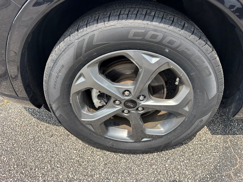 Used 2024 Ford Escape SUV