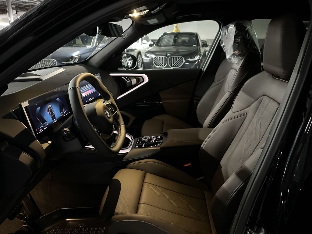 Thumbnail: 2026 BMW X3 - 11