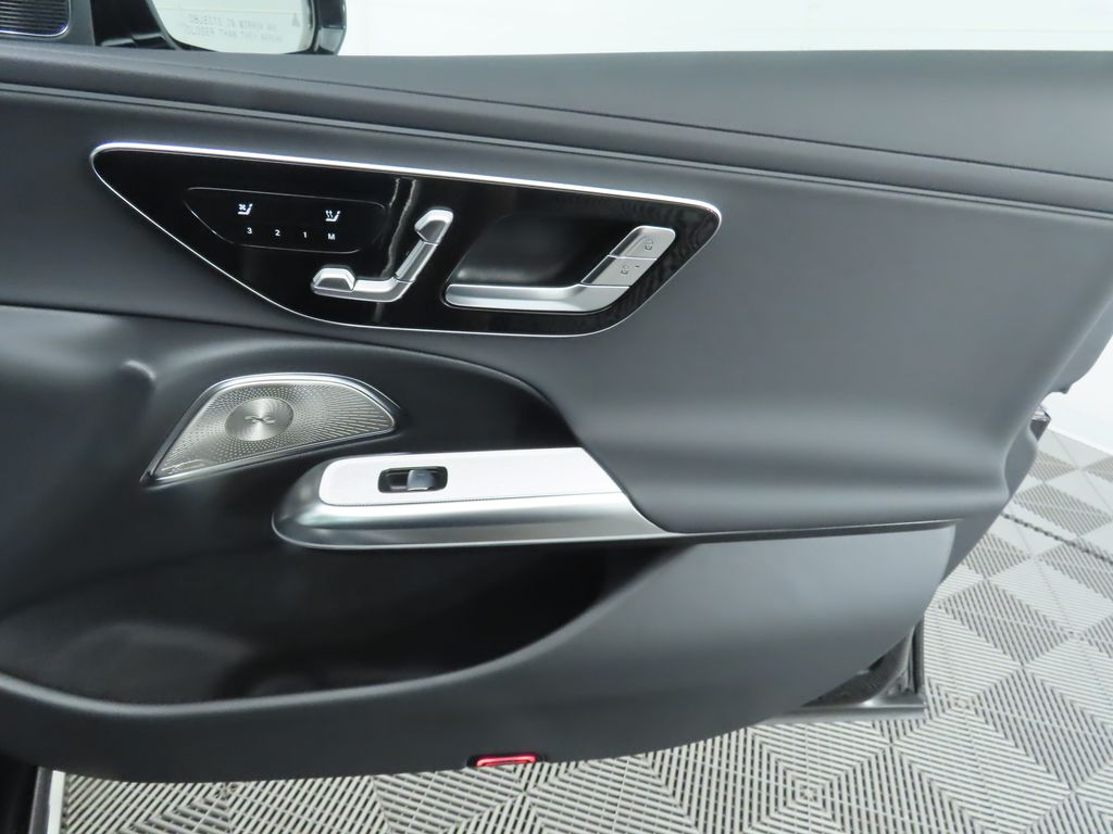 Thumbnail: 2026 Mercedes-Benz E-Class - 27