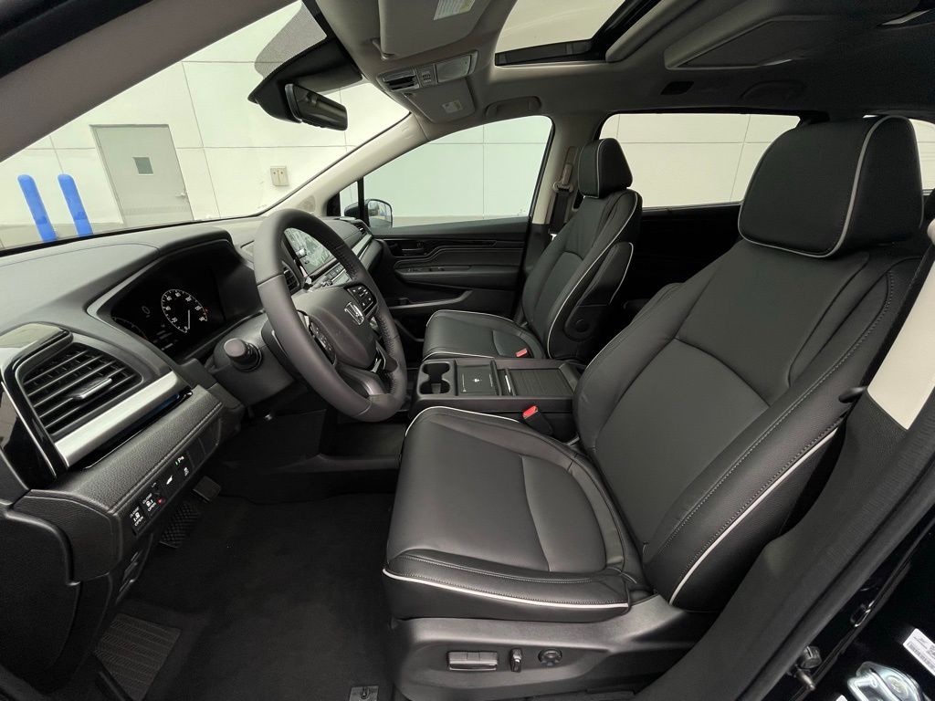 Thumbnail: 2026 Honda Odyssey - 24
