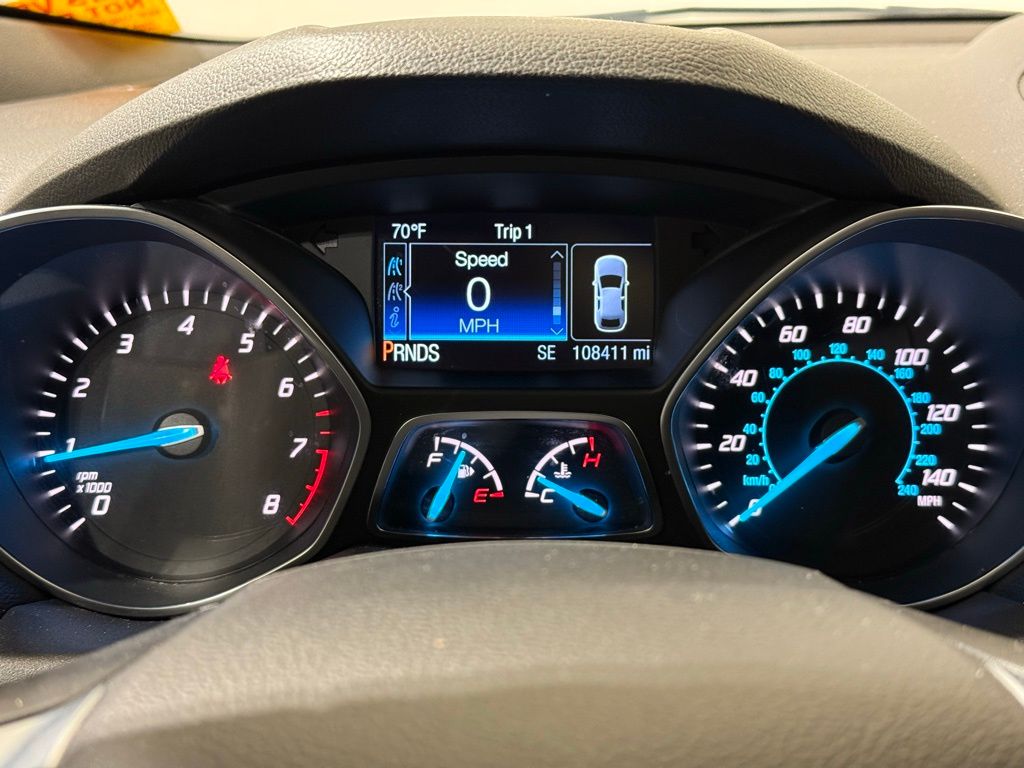 Thumbnail: 2015 Ford Escape - 27