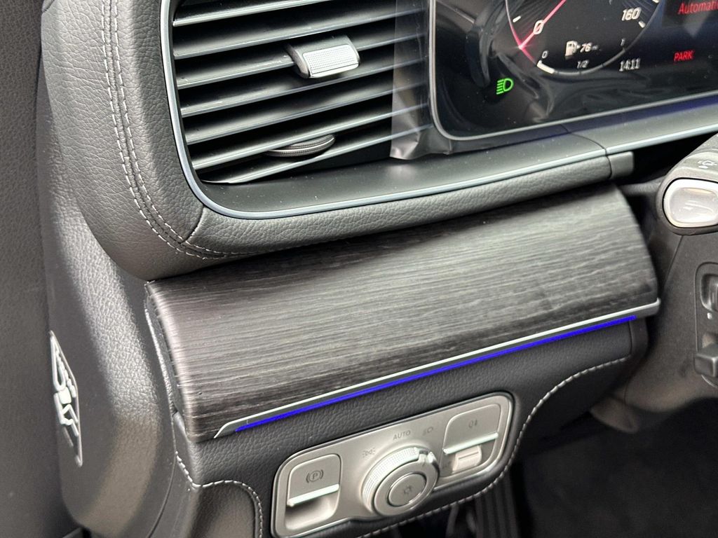 Thumbnail: 2026 Mercedes-Benz GLE - 23