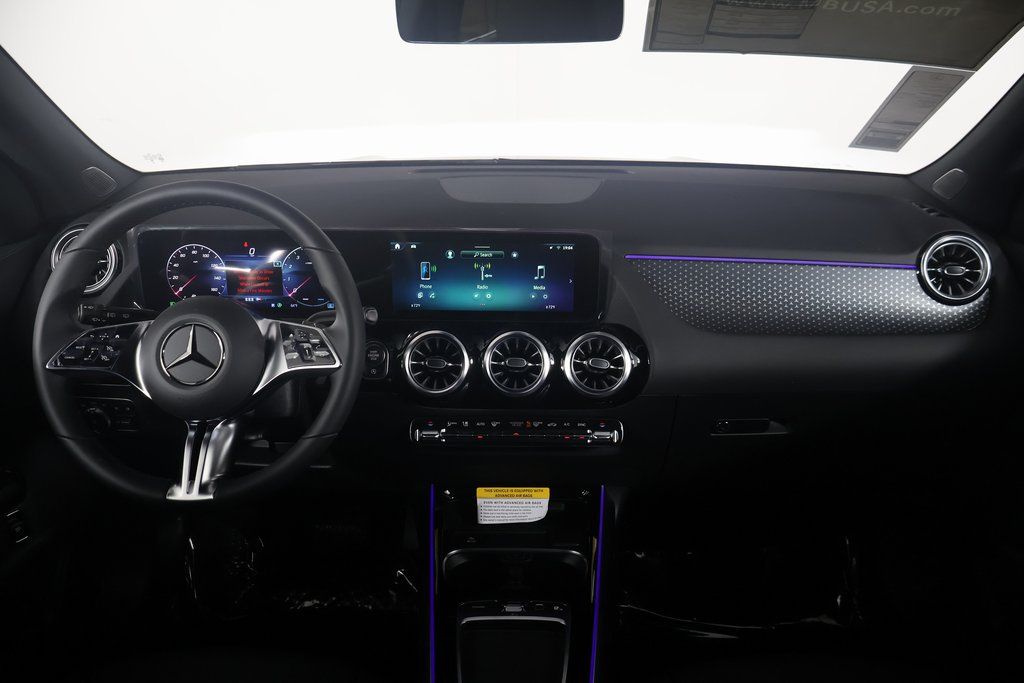 2025 Mercedes-Benz GLA 250 4