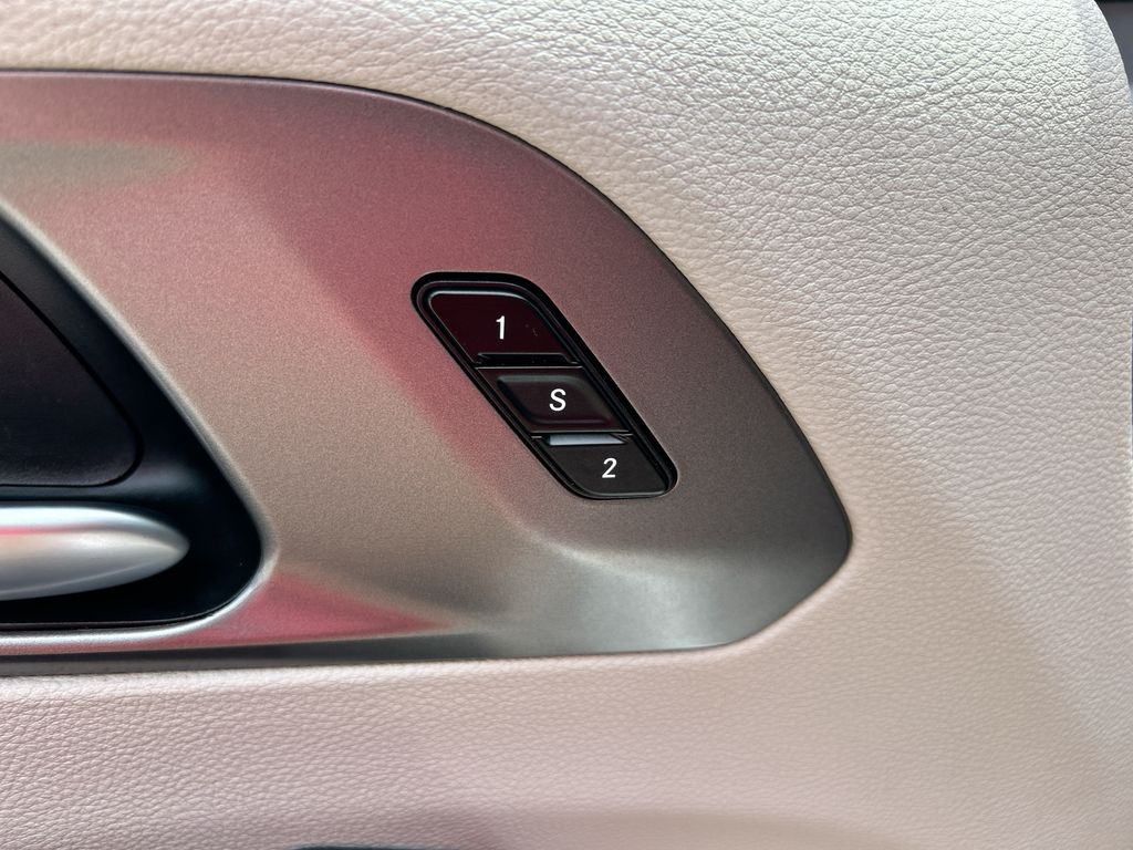 Thumbnail: 2024 Chrysler Pacifica - 13